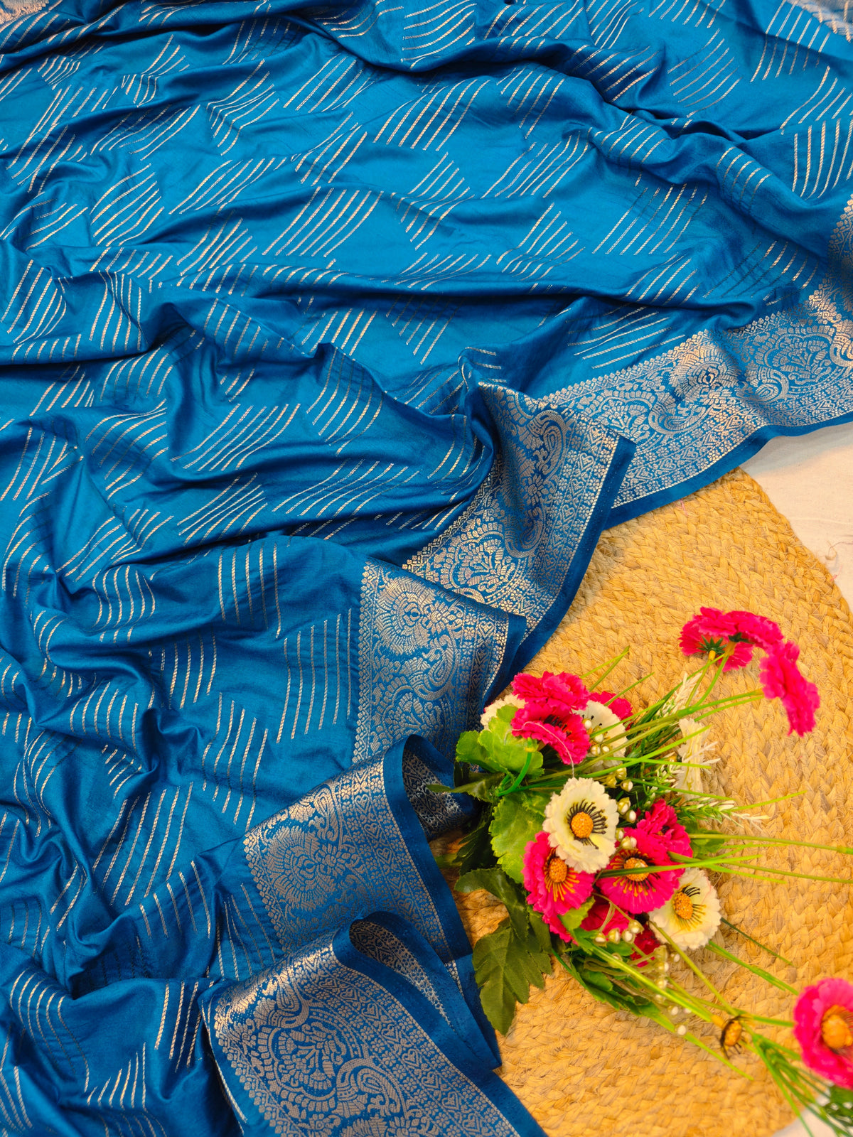 DOLA SILK VIRIDIAN GREEN WITH GOLDEN ZARI BORDER