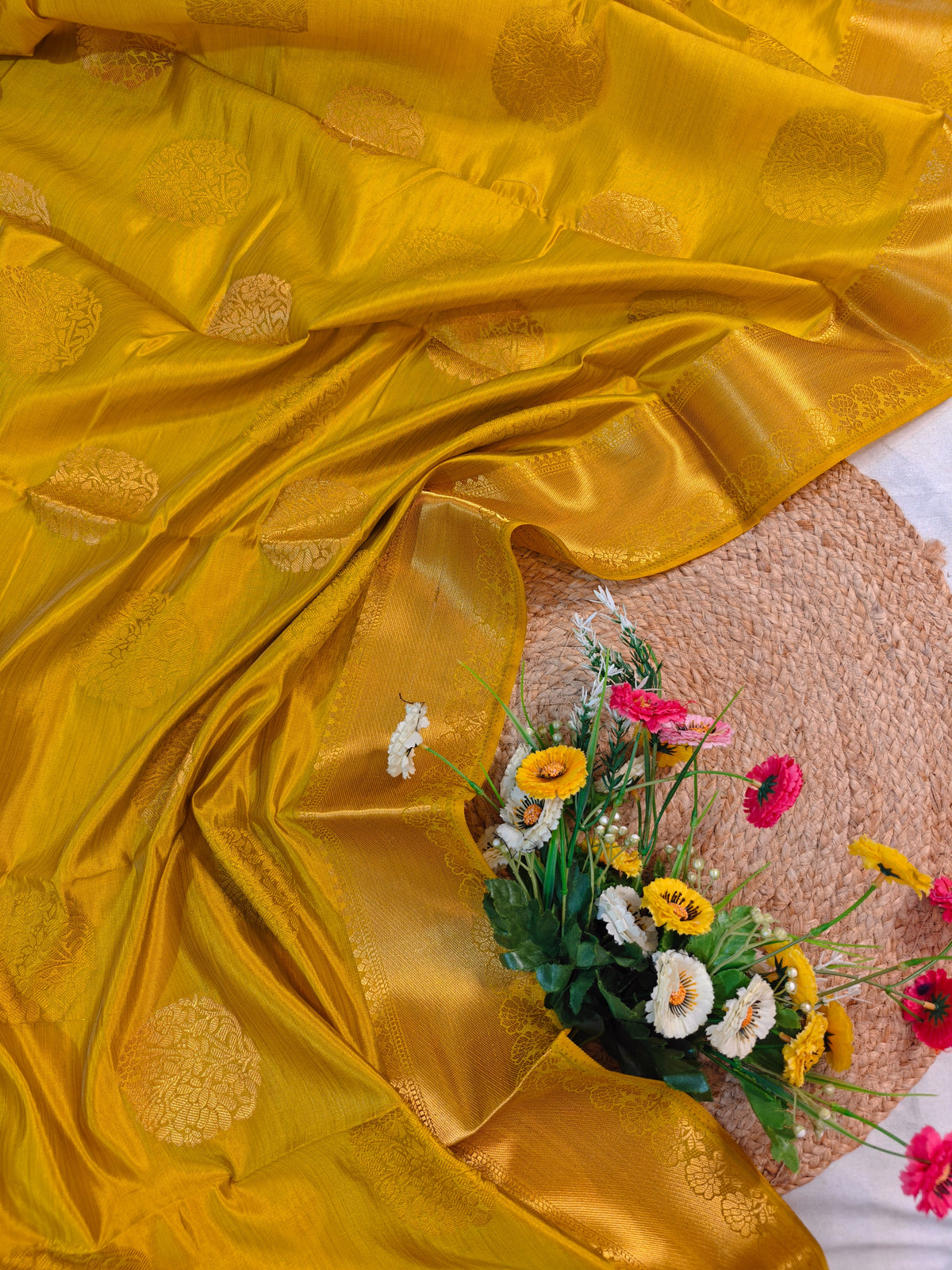 DOLA SILK YELLOW TONE WITH SLEEK GOLDEN WOVEN BORDER