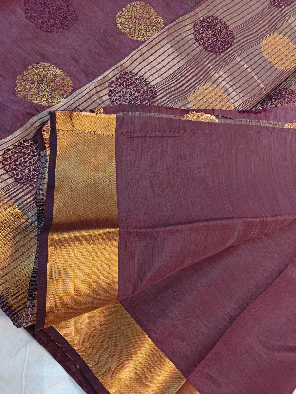 DOLA SILK GOLDEN BOOTA WITH GOLD ZARI BORDER