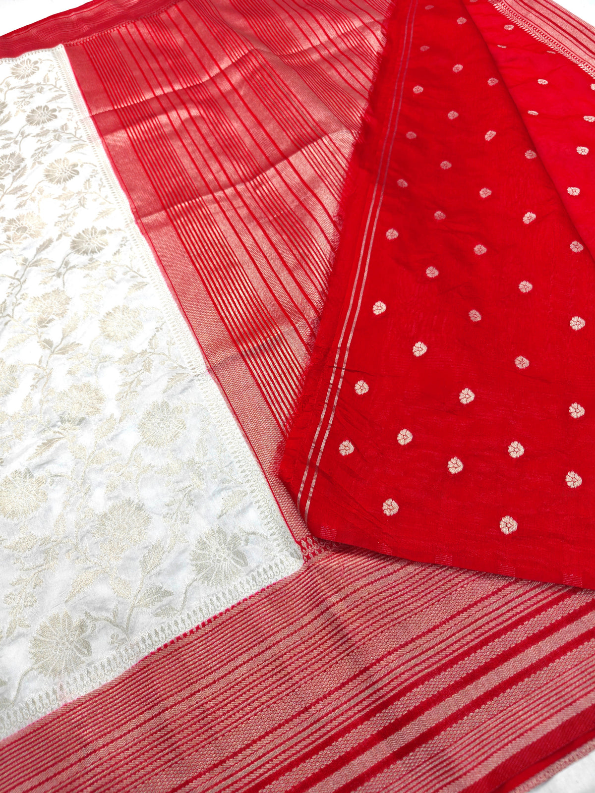 RAW SILK SAREE WHITE AND GOLDEN ZARI WORK WITH CHERRY RED BORDER