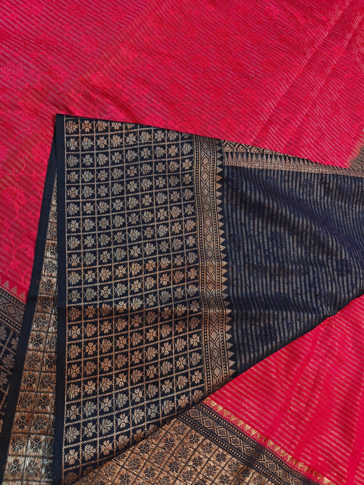 DOLA SILK RANI WITH GOLDEN ZARI NAVY BLUE BORDER