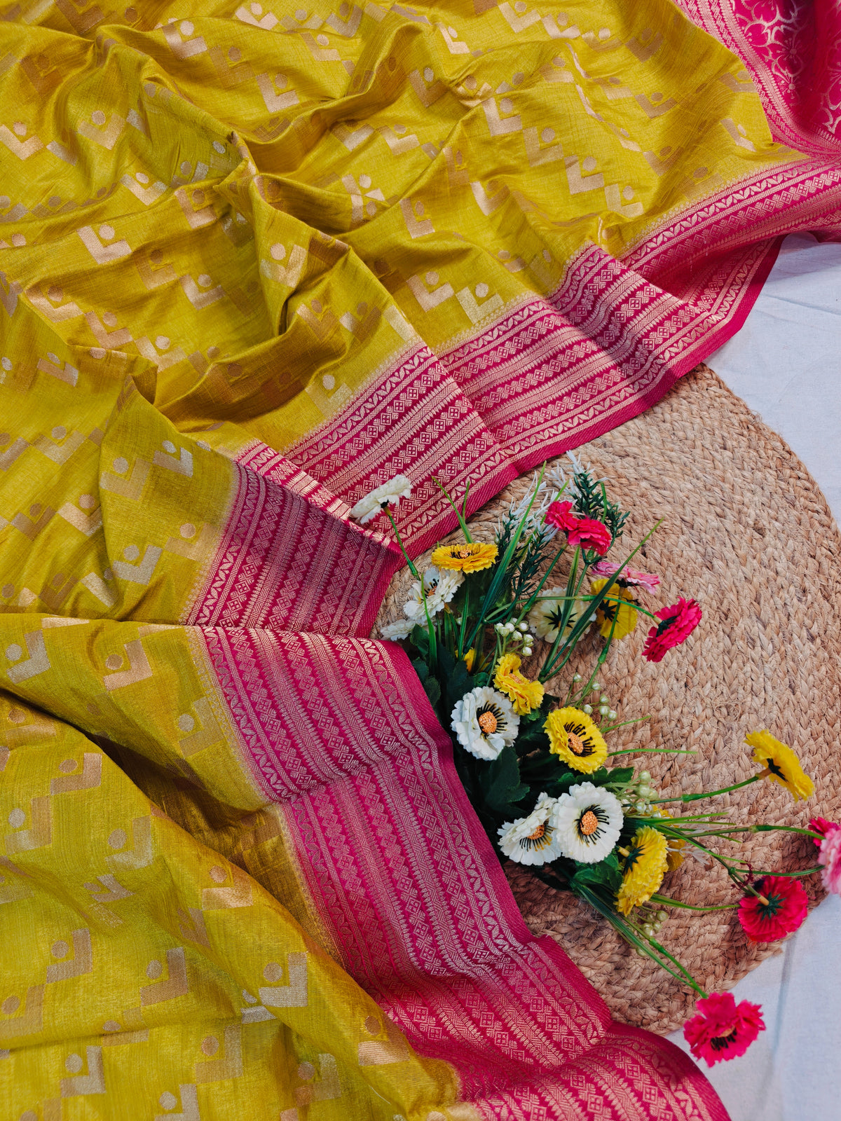 TUSSAR SILK VIBRANT SUNNY YELLOW WITH GOLDEN ZARI RICH PINK BORDER