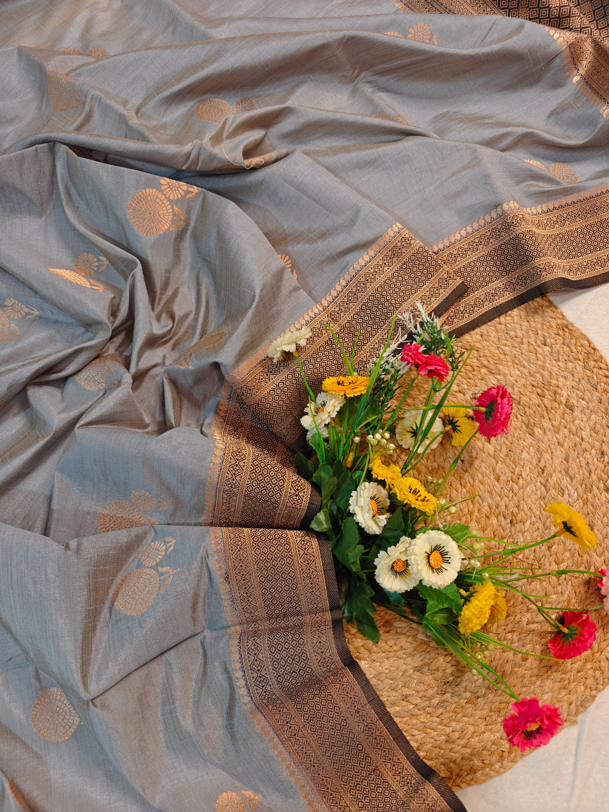 TUSSAR SILK ICY GREY WITH GOLDEN ZARI FLORAL BORDER